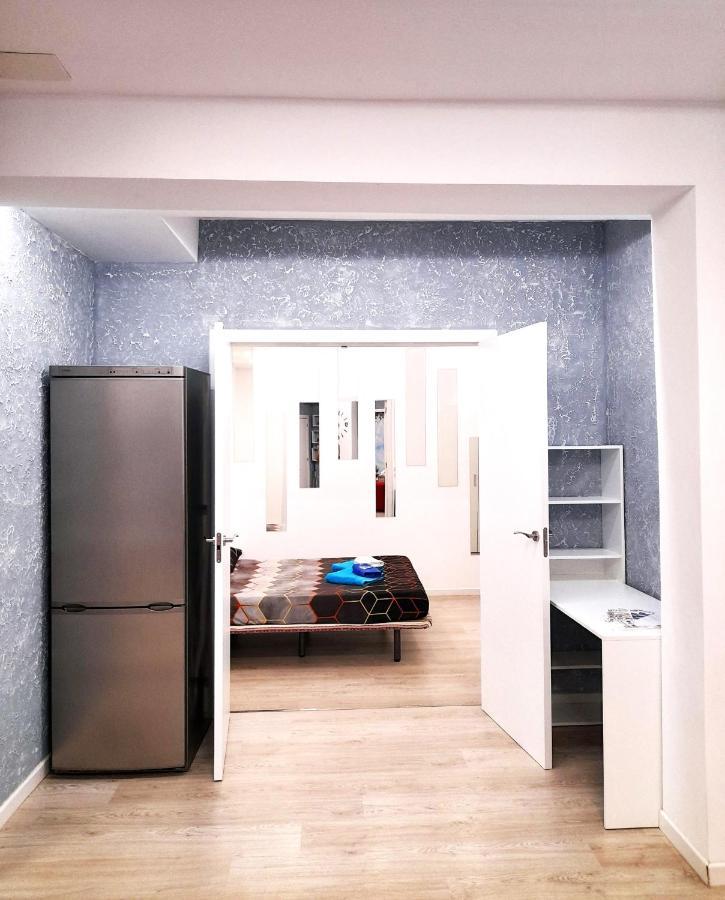 Fantastic 2 Bedrooms, Just 20 Meters From Ocean Playa de las Americas  Bagian luar foto