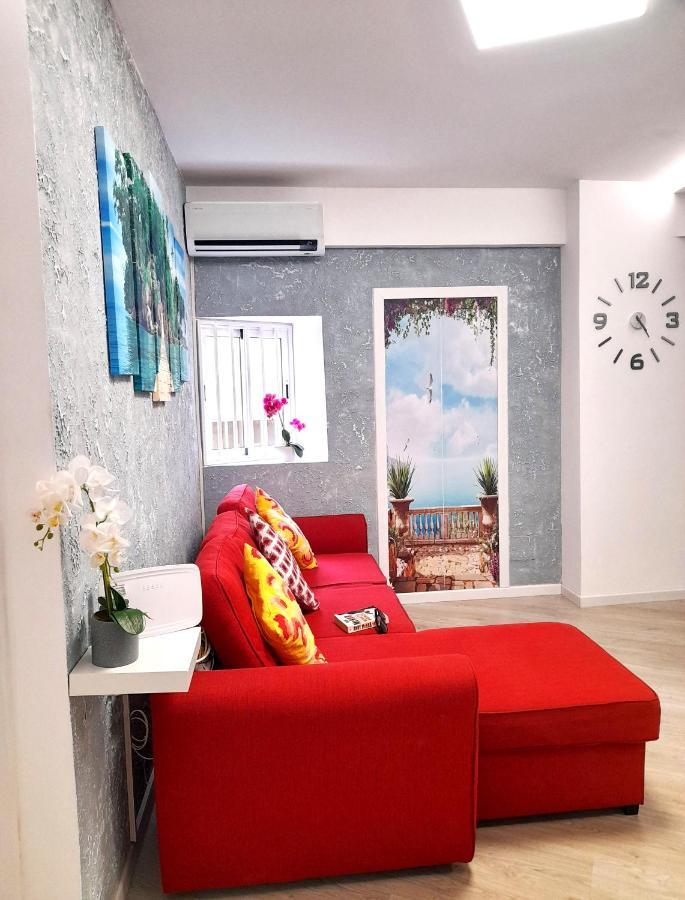 Fantastic 2 Bedrooms, Just 20 Meters From Ocean Playa de las Americas  Bagian luar foto